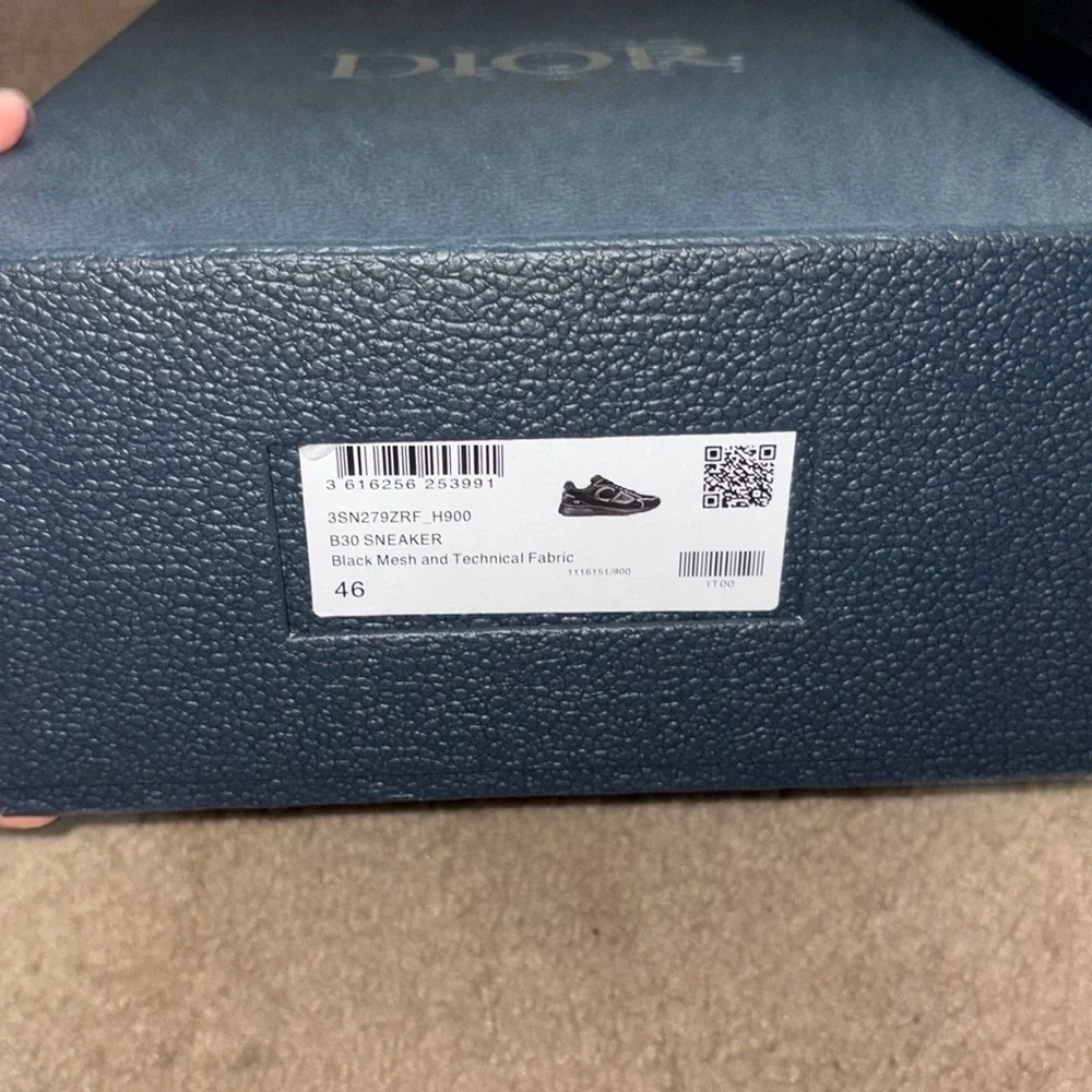 Dior Men's Black Sneakers - Picture 5 of 8